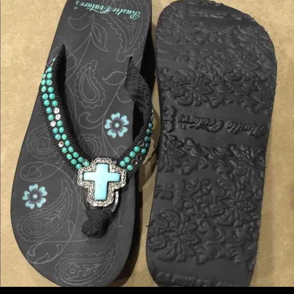 Flip Flops - Picture 4 of 4